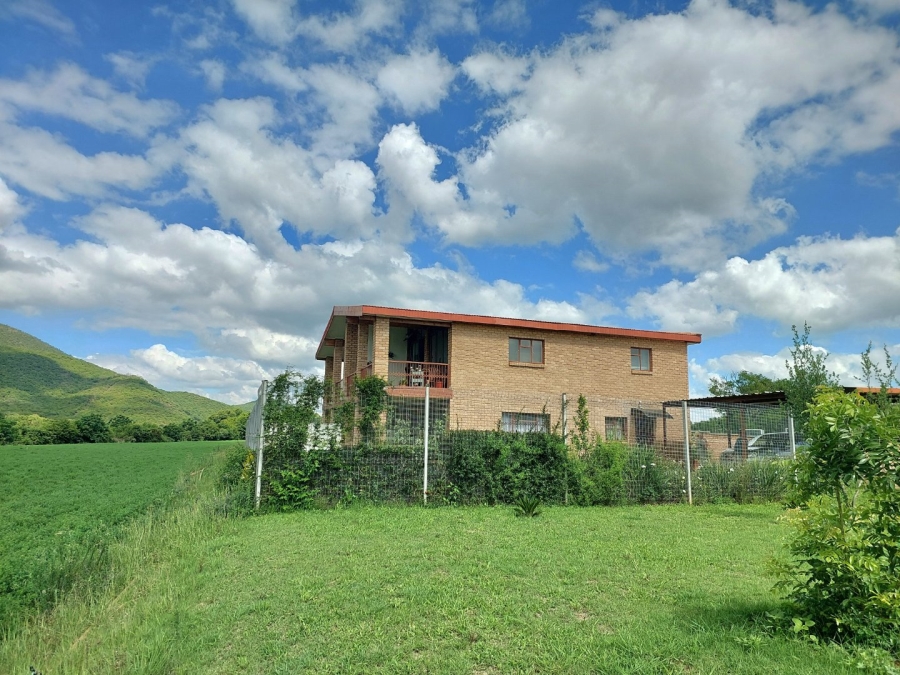 Commercial Property for Sale in Zoutpansdrift North West